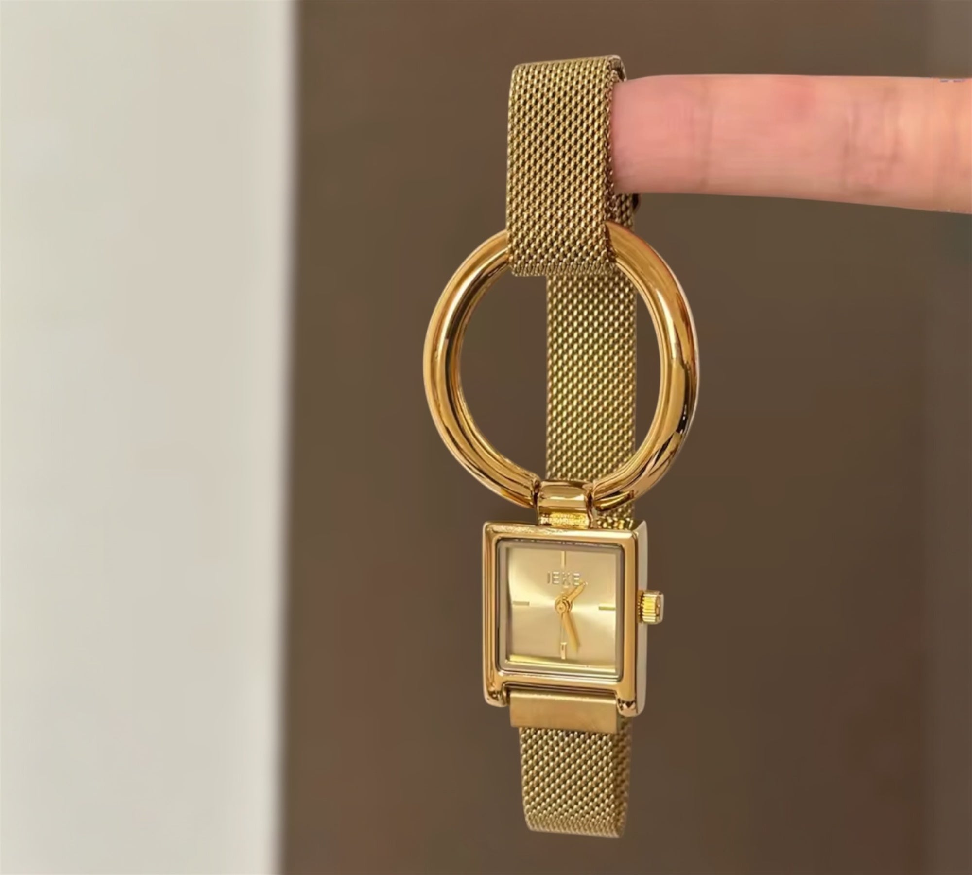 Circle Watch (Pre orden)