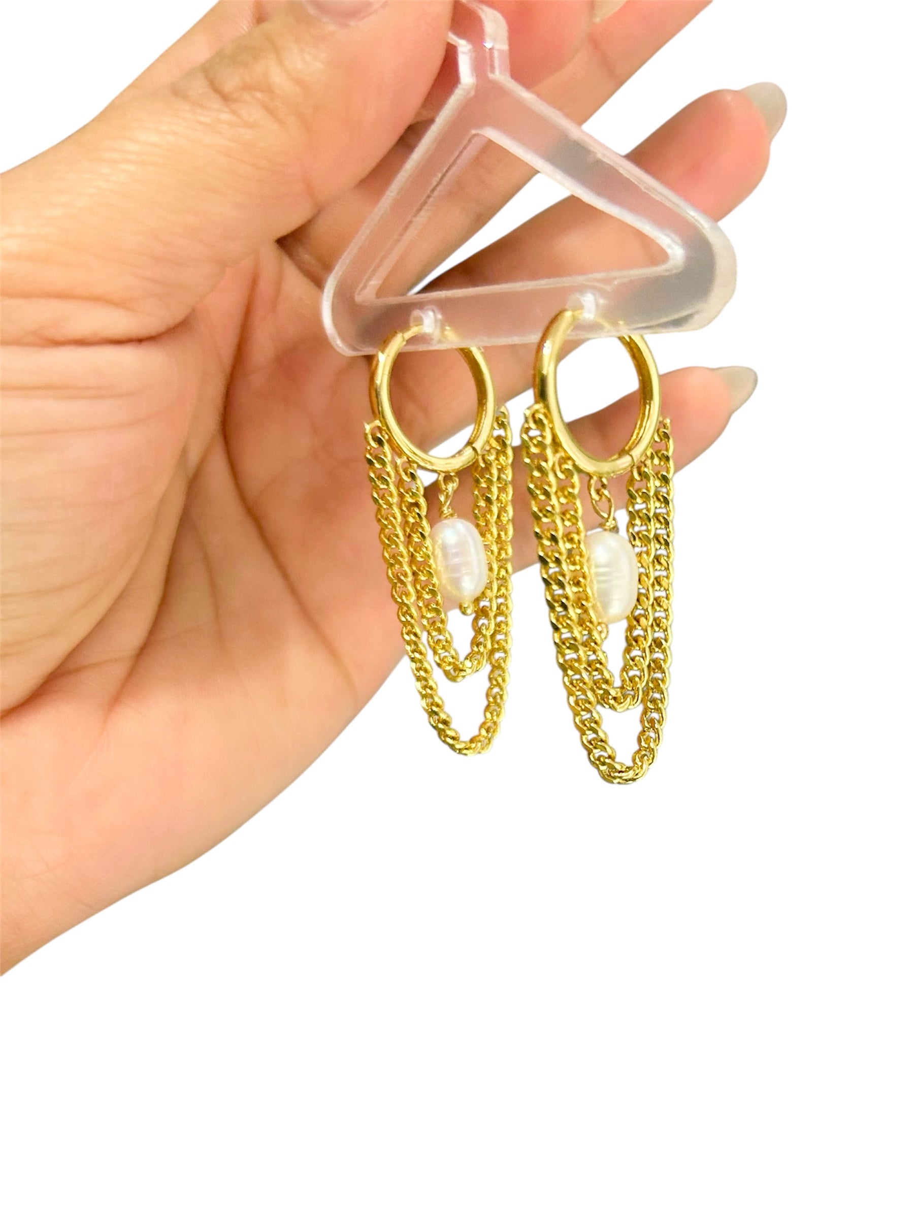 Chain Pearl Earrings